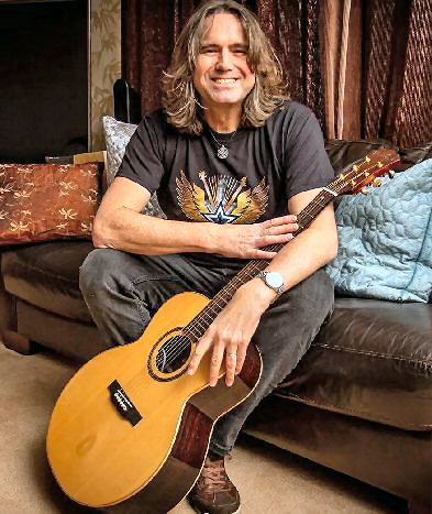 Mark Thompson-Smith2x